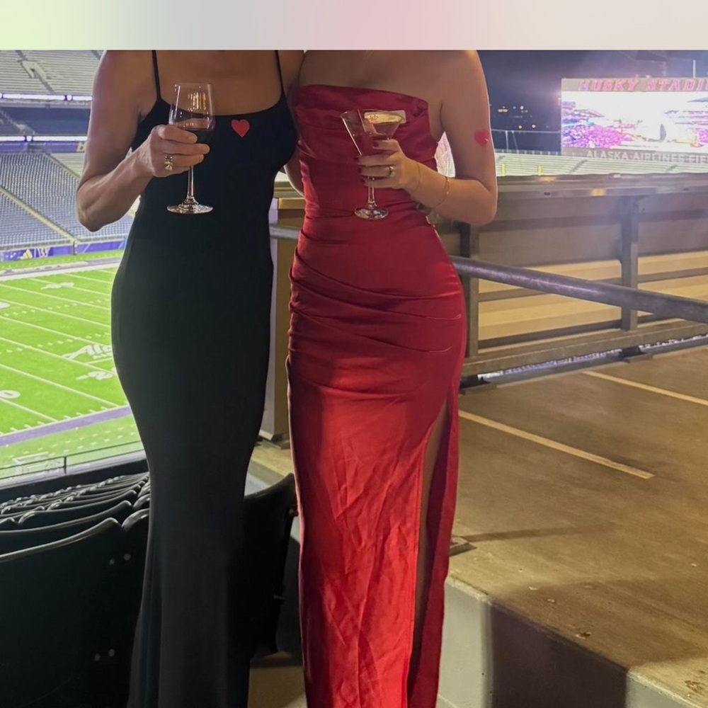 House of CB Strapless Red dress